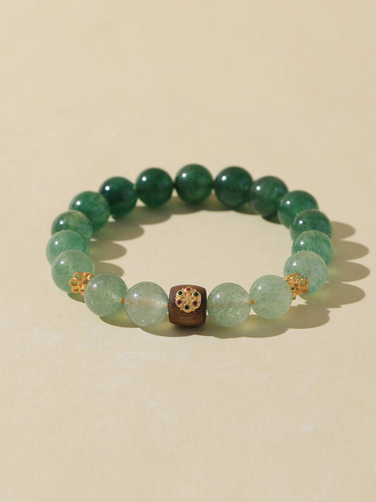 Gradient Green Quartz Bracelet with Agarwood
