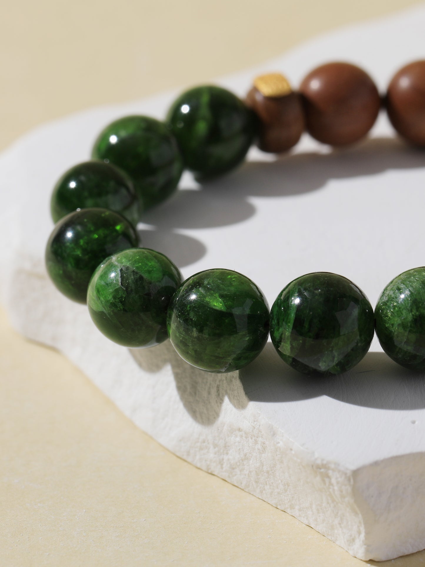 Diopside & Sandalwood Bracelet